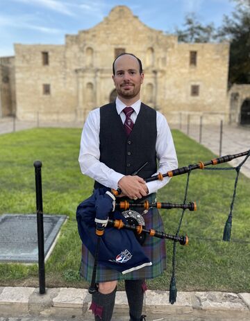 Andrew Coulter - San Antonio Bagpiper - Bagpiper - San Antonio, TX - Hero Main