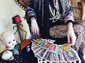 Mystic Mel, Psychic, and Intuitive Tarot Reader - Tarot Card Reader - Seal Beach, CA - Hero Gallery 2