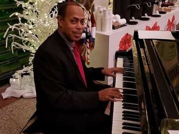 Music Focus  - Pianist - Saint Louis, MO - Hero Main