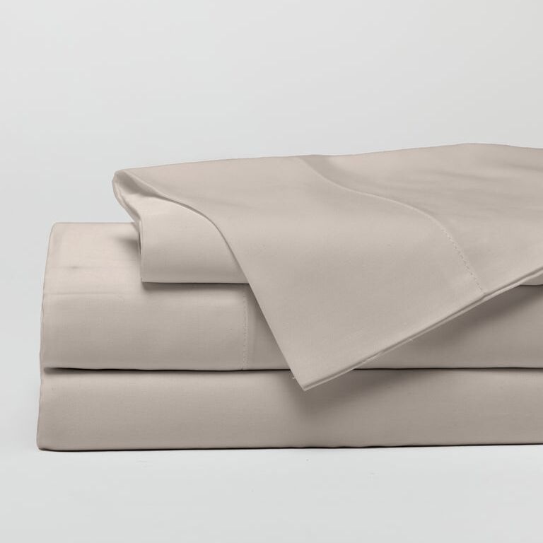 Cream sweat-busting sheets for night sweats