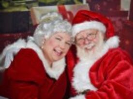 Mr. and Mrs. Claus - Santa Claus - Minneapolis, MN - Hero Gallery 1