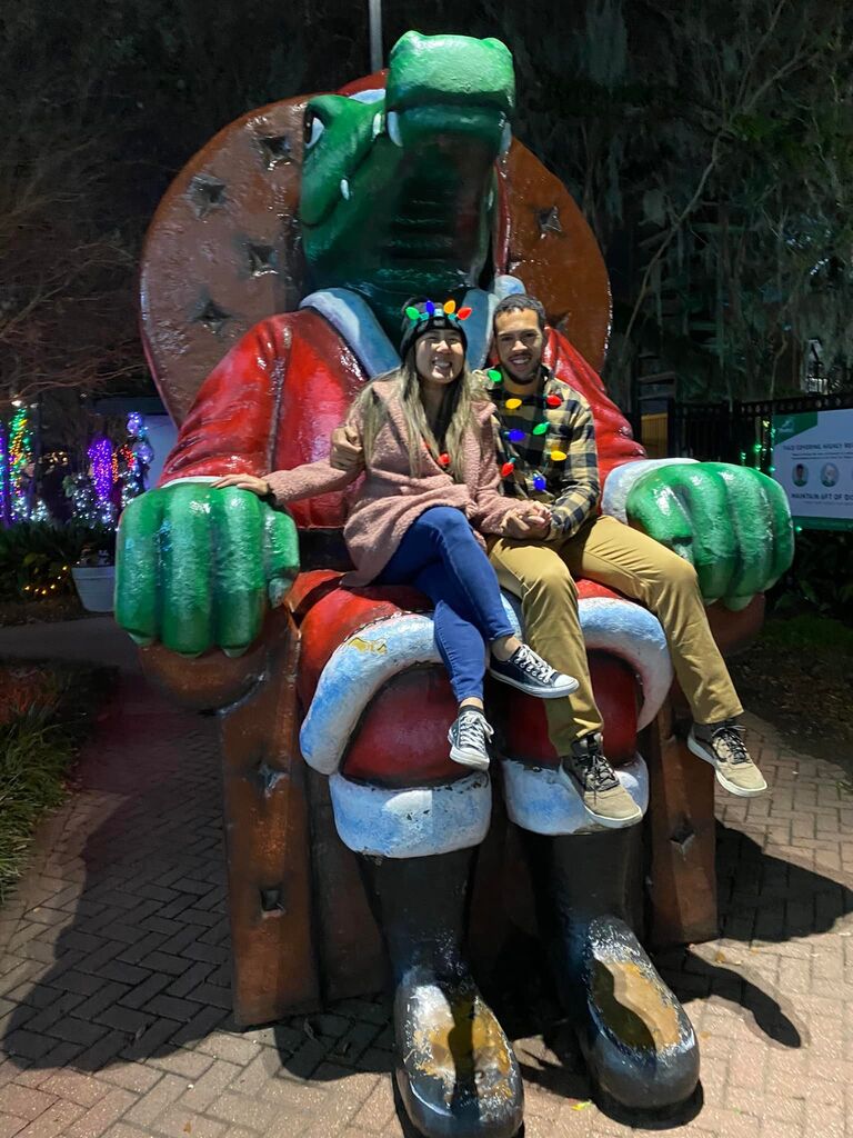 The tree still wasn't open for pictures. 