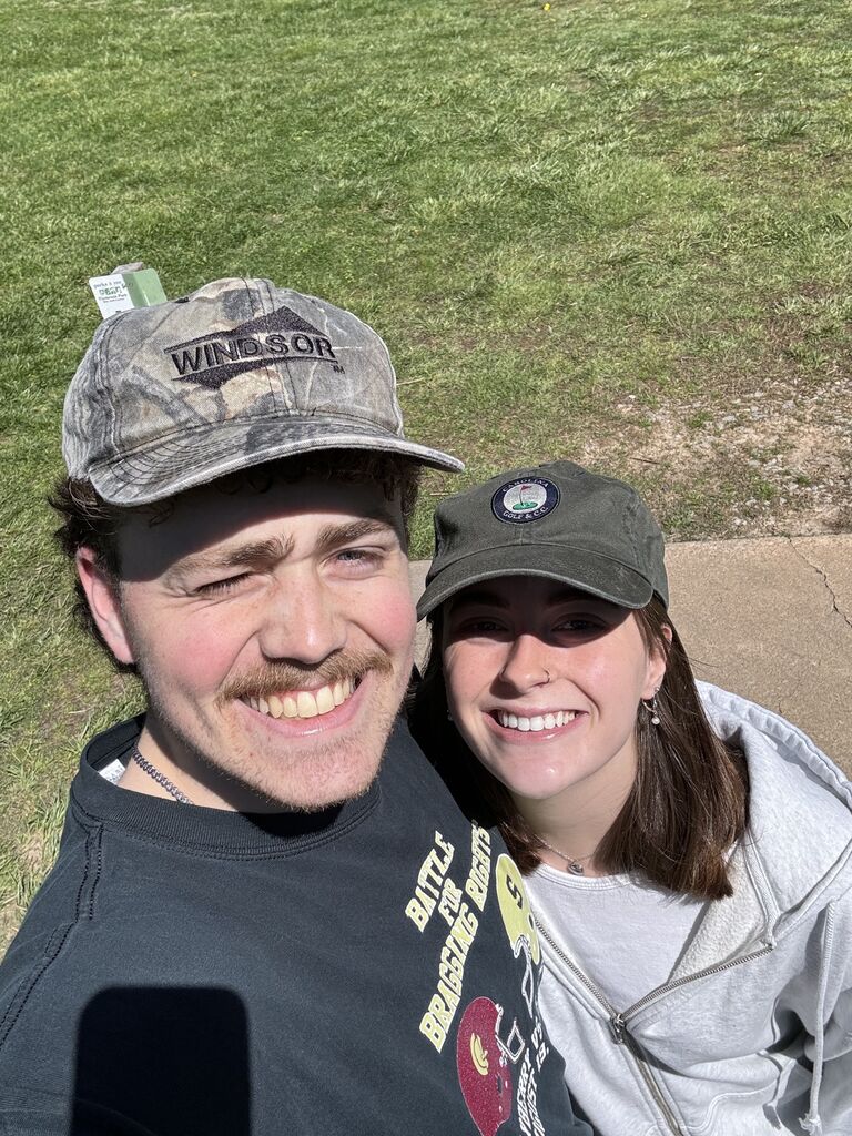 Teaching Em Disc Golf! #OnlyOneDiscThrownInLake