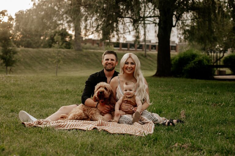 Enjoying life as a family until we become the Leestmas 🤍