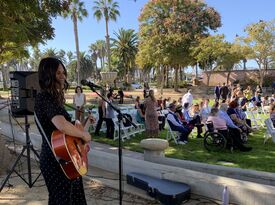 Love Notes Music by Daniela - Singer Guitarist - Windsor, CA - Hero Gallery 4