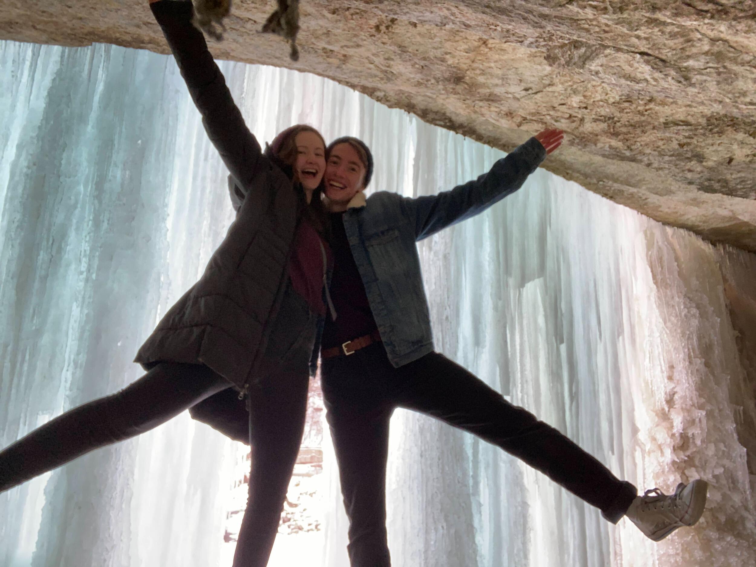 Isabella visits Michael in MN for the first time! Michael tried to teach her how to ski, but she couldn't stop sliding backwards down the slopes!
