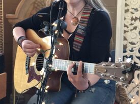 Margaret Niles - Singer Guitarist - Brentwood, CA - Hero Gallery 2