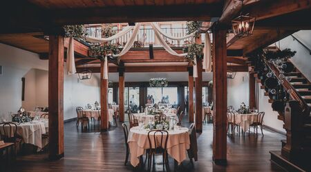 The Oaks Lakeside Restaurant and Event Center Reception Venues