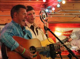 The Robinson Roundup - Country Band - Minneapolis, MN - Hero Gallery 1