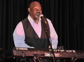 Singing Luther - Tribute Singer - Saint Albans, NY - Hero Gallery 1