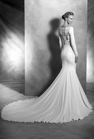 J Del Olmo Bridal Gallery & Couture | Bridal Salons - The Knot