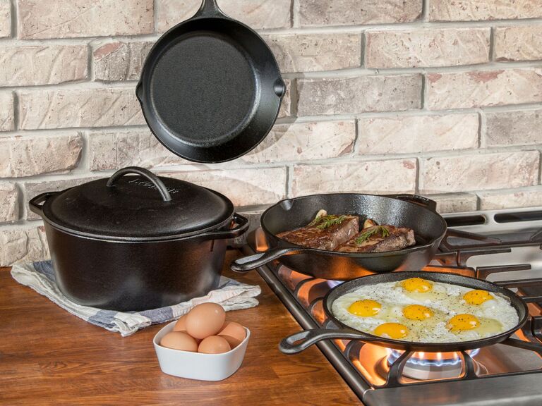 The Best Kitchen Cookware Sets for Graduates and Newlyweds