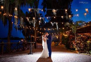 Barn and Rustic Wedding Venues With Prices in Winter Garden, FL
