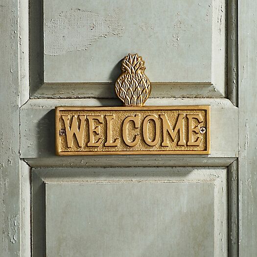 Pineapple Welcome Iron Sign