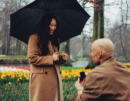 Man proposing to woman in the Spring