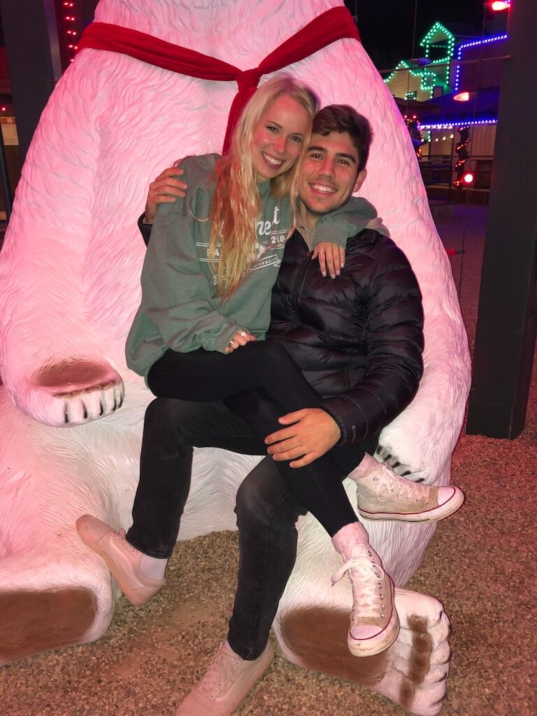 Alex asks Elise to be his girlfriend. Elise is over the MOON over having her first boyfriend ever!