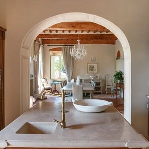 Gallery Photo 15