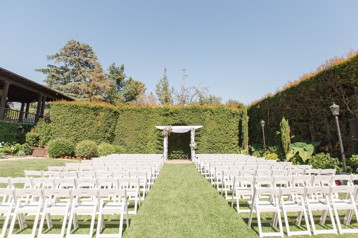 Altadena Town & Country Club - Altadena, CA