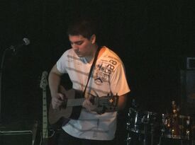 Ruben Salinas - Singer Guitarist - The Colony, TX - Hero Gallery 3
