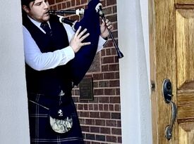 THE MAD PIPER - Bagpiper - Belmont, NC - Hero Gallery 3