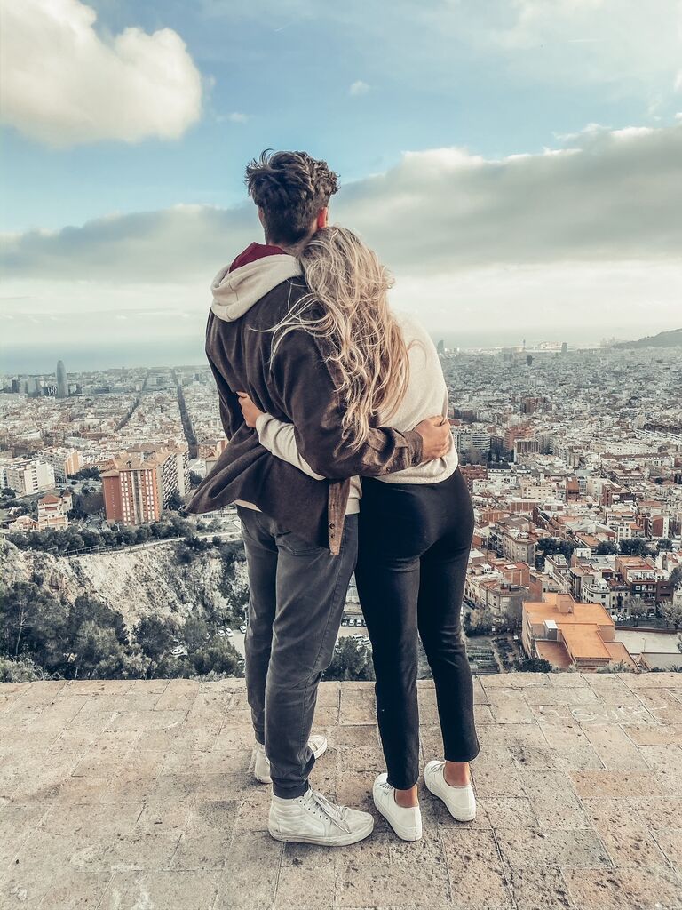 Emma studies abroad in Barcelona! And so begins the treacherous 3 and a half years of long distance.