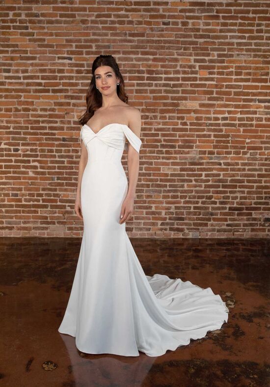 Essense of Australia, The Gown Bridal - D3372