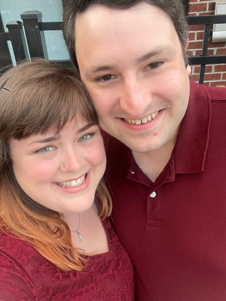 Hannah and Alex went to Jacksonville together to celebrate their birthdays early and see a concert.