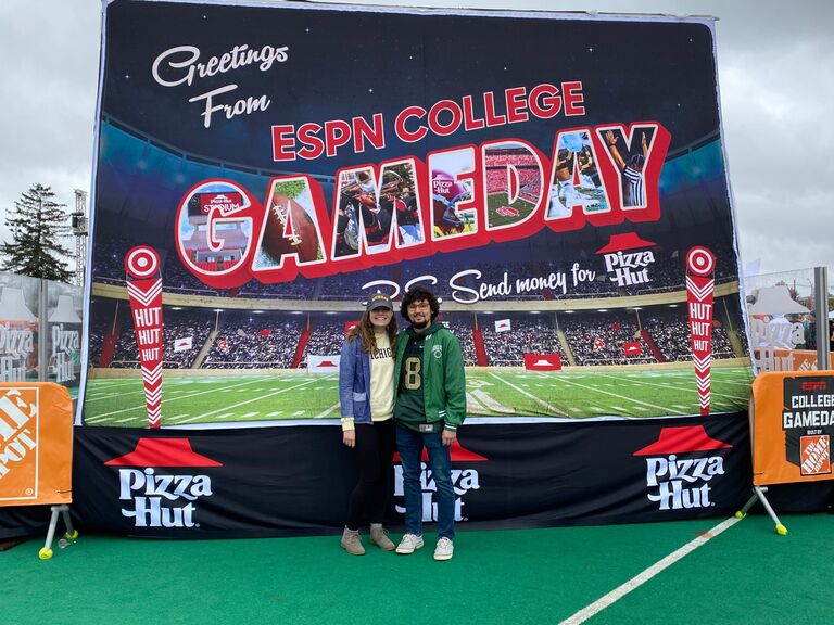 We may be rivals, but we still love each other π€πππ