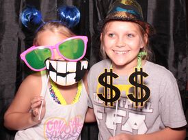 Snap and Chat photo booths - Photo Booth - Victoria, TX - Hero Gallery 2