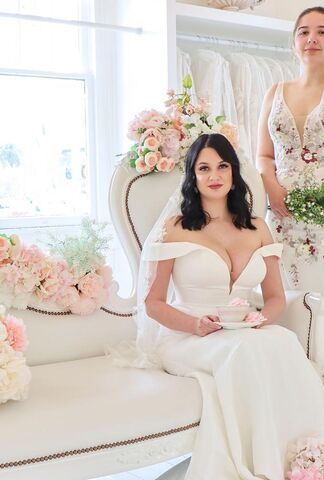 A Net s Bridal Boutique Bridal Salons The Knot