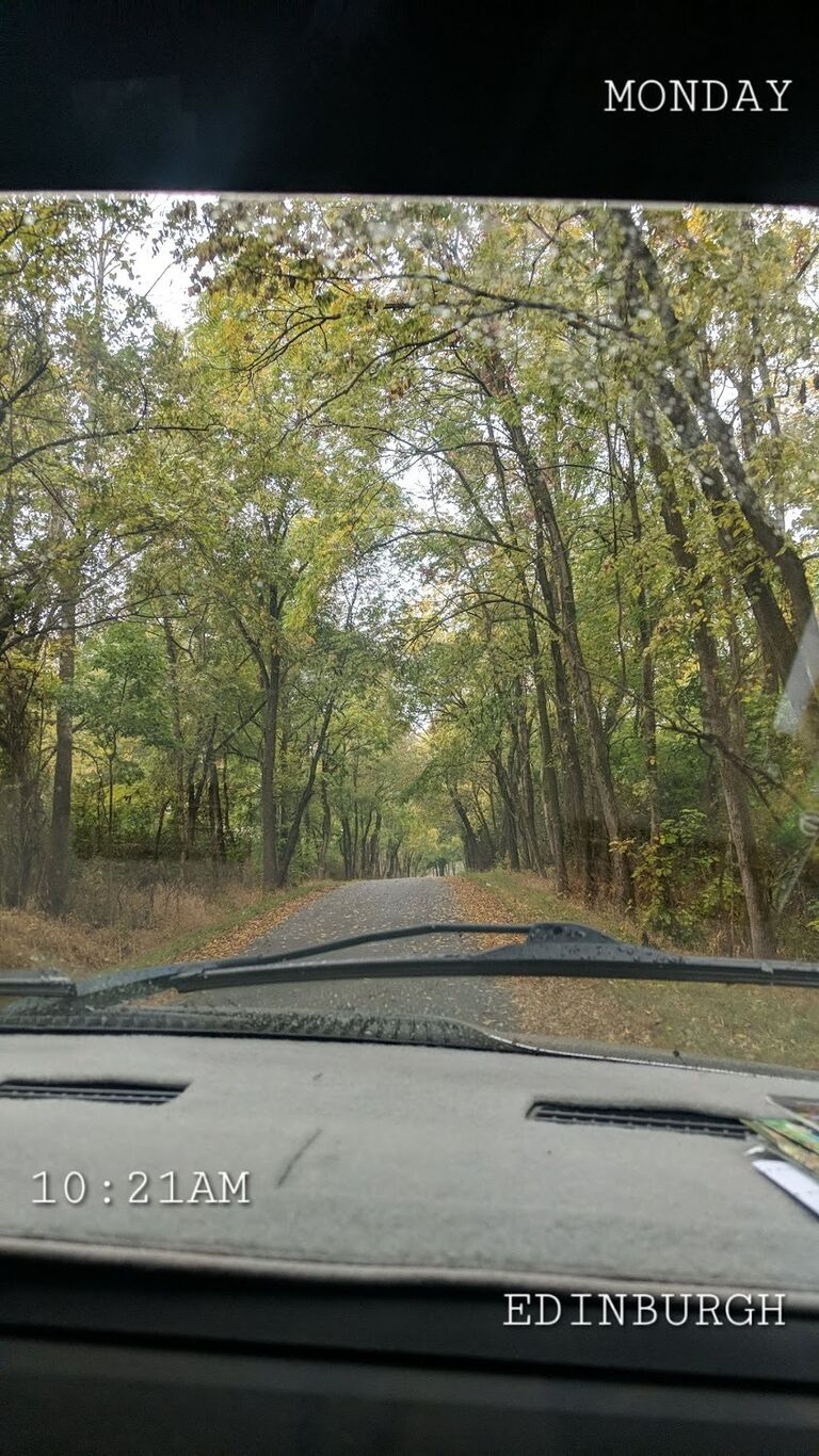 Exploring Edinburgh, Illinois