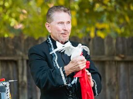 Bill Devon-Hutcheon - Magician - Sacramento, CA - Hero Gallery 1