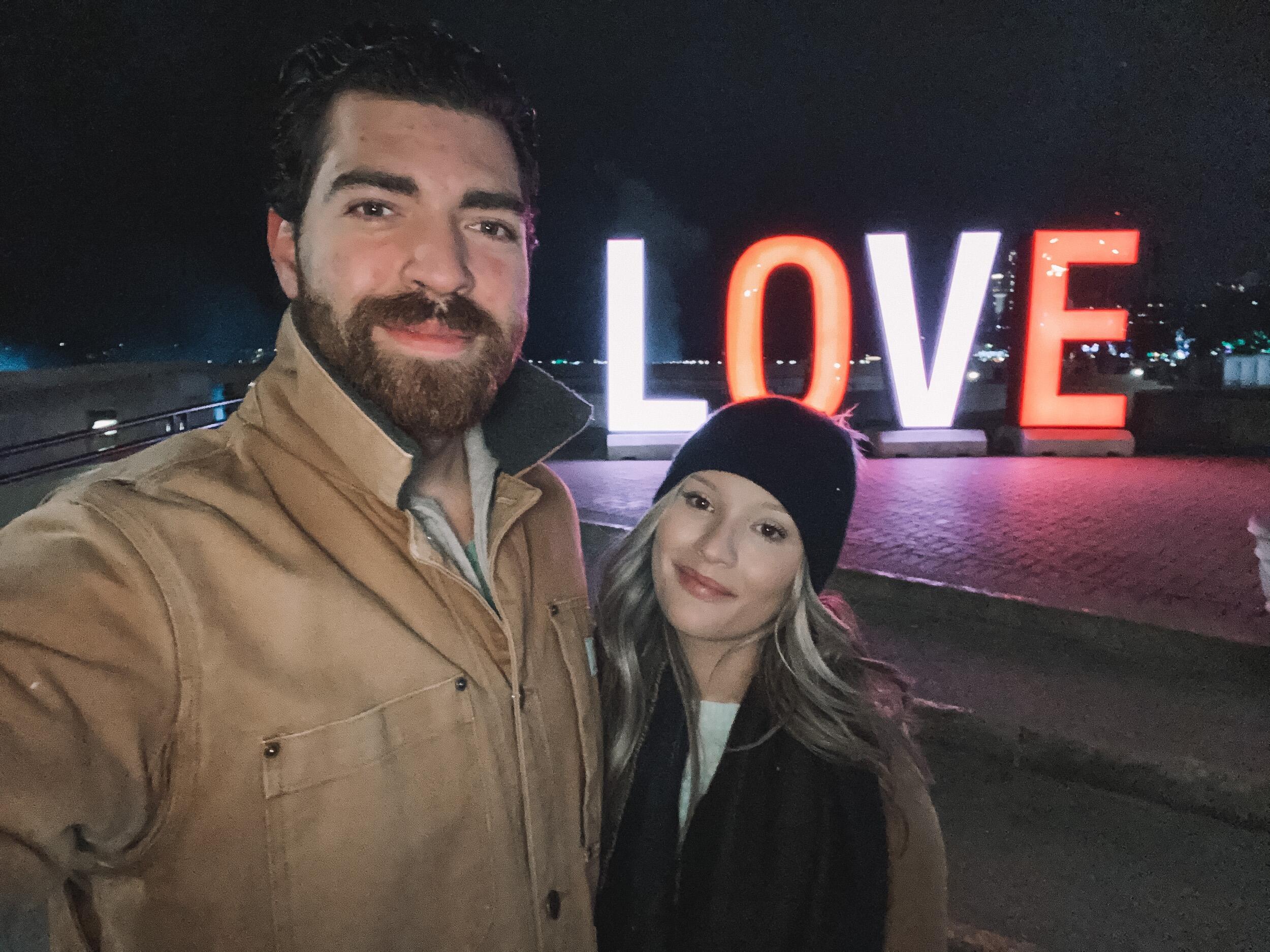 Continued our tradition of seeing the lights in Niagara Falls at Christmas time. 