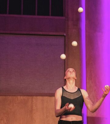 Meghan McClure - Juggler - Emeryville, CA - Hero Main