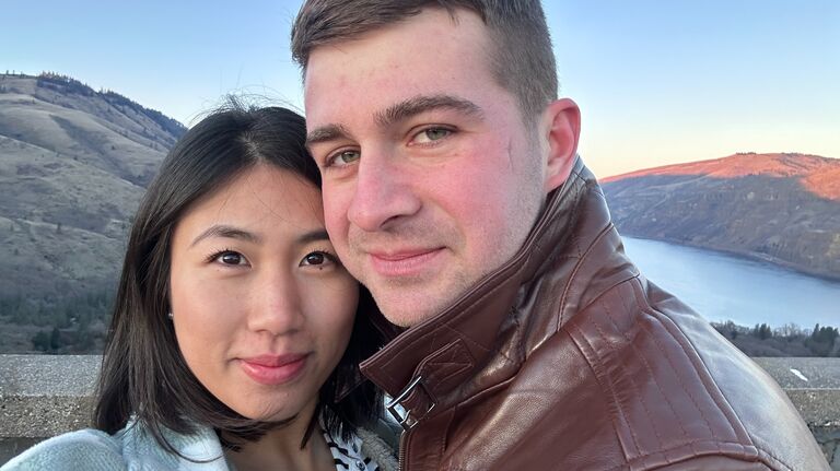 Alex and Min drove up to Columbia River Gorge - Rowena Crest for our engagement photo shoot! The view was breathtaking, we decided to take a selfie with the sunset glow in the back of us! Later on that evening, we pigged out at a Hot Pot restaurant!