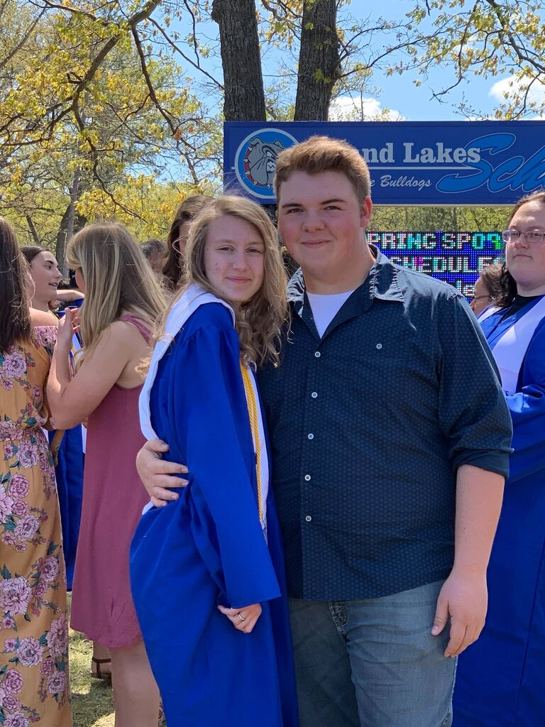 Zoe then graduated high school and went to college.