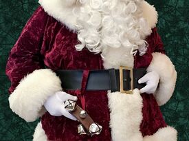 Santa's Coming to Fort Wayne! - Santa Claus - Fort Wayne, IN - Hero Gallery 1