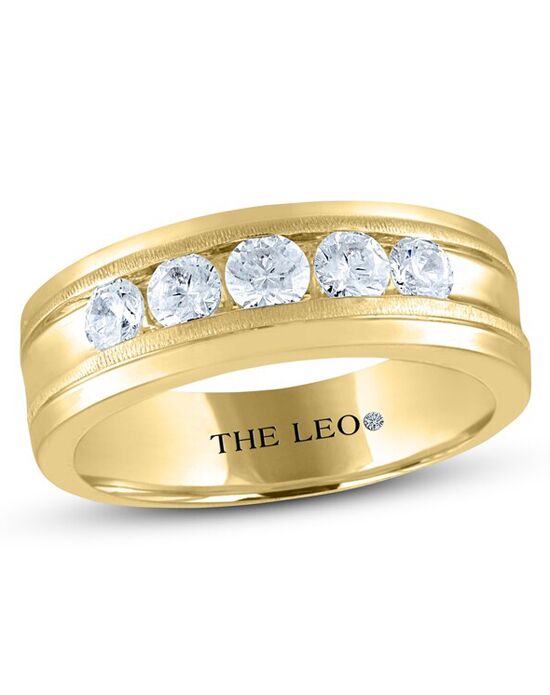 The leo diamond engagement on sale ring