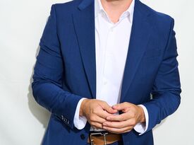 Joe Brogie Magician and Mentalist - Magician - Beverly Hills, CA - Hero Gallery 2
