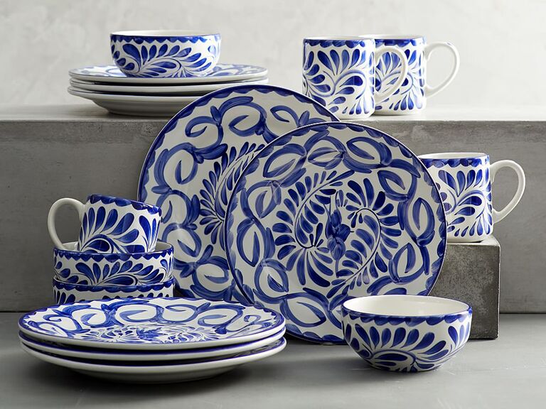 The Best Dinnerware Sets To Add To Your Wedding Registry