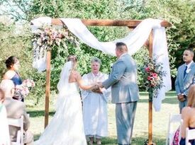Marriage Officiant, Gail Olberg - Wedding Officiant - Richmond, VA - Hero Gallery 2
