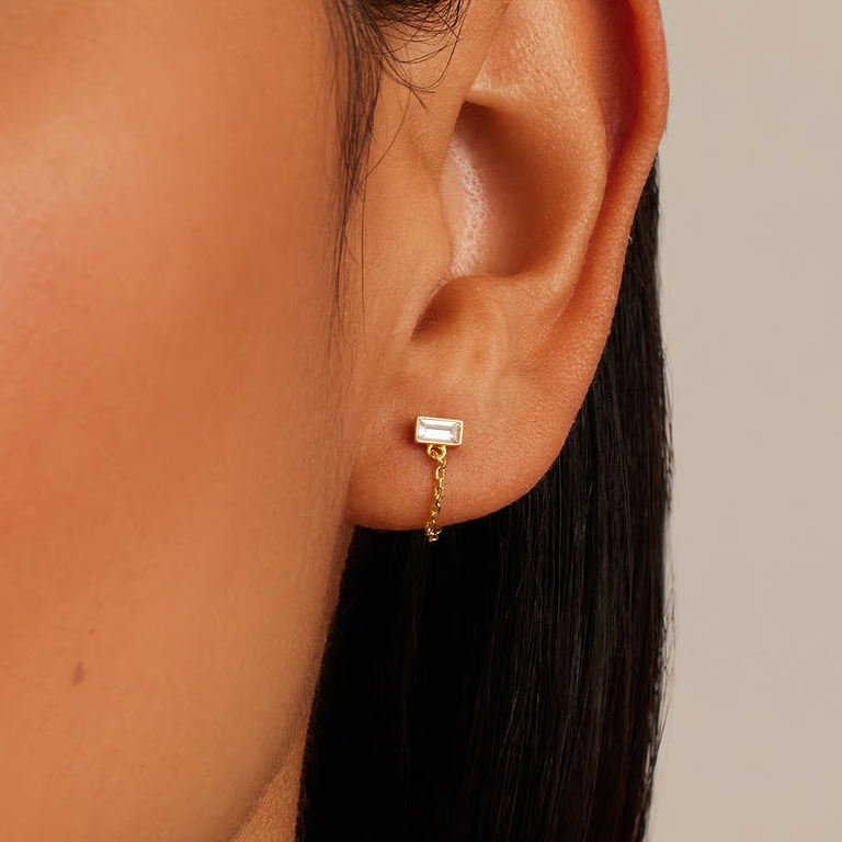 Chrystal earrings are the perfect gift