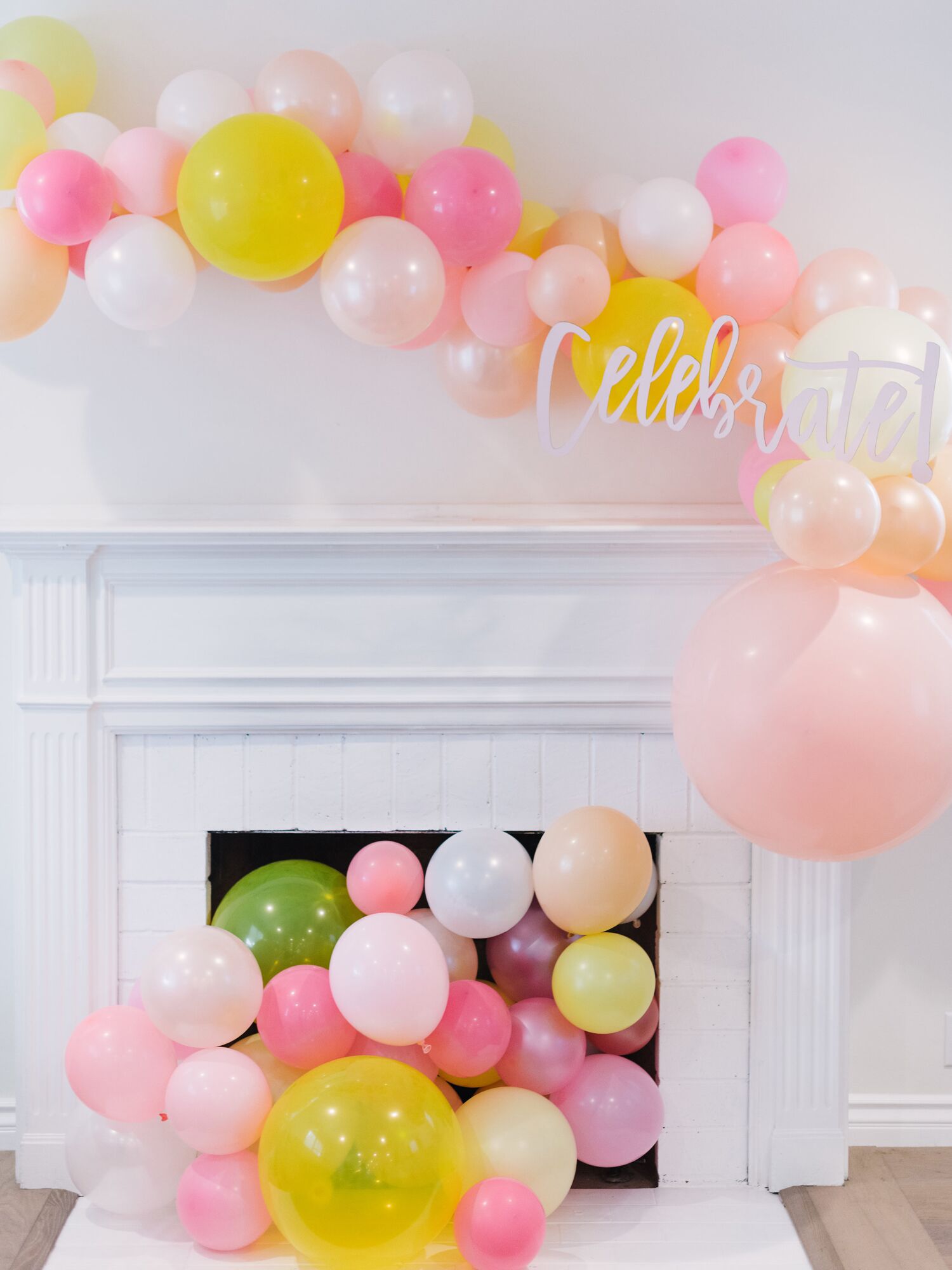 40 Creative Balloon Decoration Ideas for Parties - Hobby Lesson