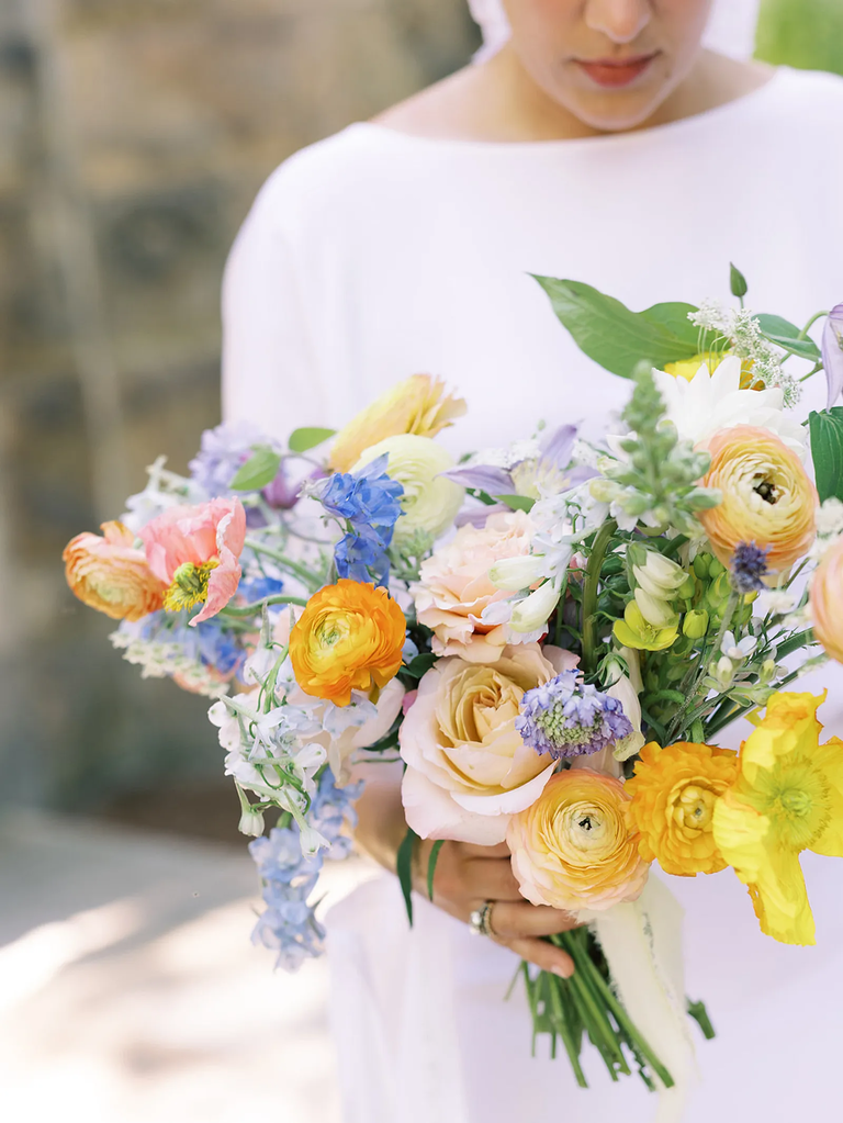 yellow and lilac wedding palette inspiration