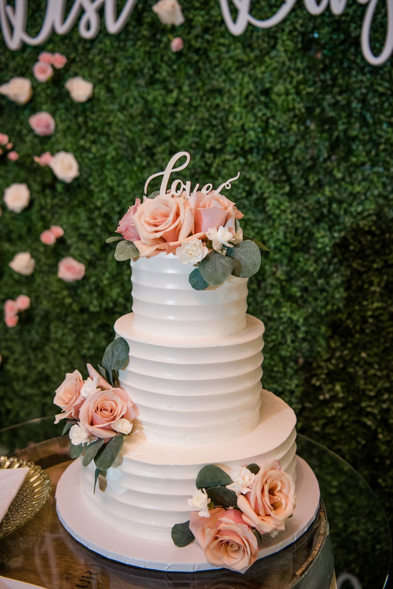 caked-las-vegas-wedding-cakes-the-knot