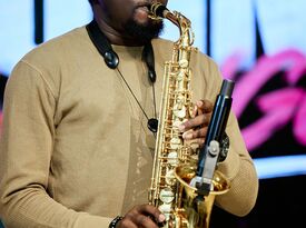 Farinz - Saxophonist - Gwynn Oak, MD - Hero Gallery 2