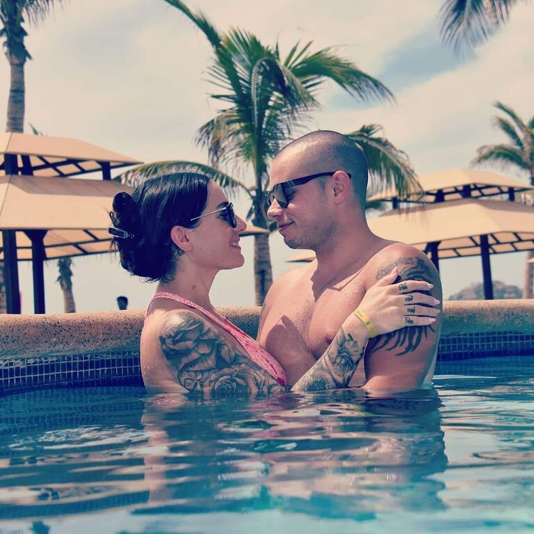 For their 2nd year anniversary they decided to book an all-inclusive stay at the Hyatt Ziva in Los Cabos. The addiction to these type of vacations had truly begun!