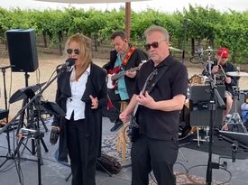The Greathouse Band - Top 40 Band - Manteca, CA - Hero Gallery 4