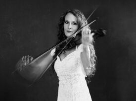Briana Di Mara - Violinist - Oakland, CA - Hero Gallery 2