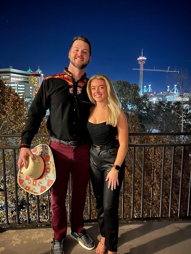 Another Dalgauer Family NYE trip together to San Antonio TX.